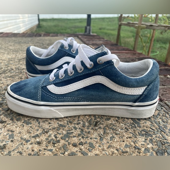 Women’s Vans Old Skool Denim Low Top Sneakers - Picture 5 of 10
